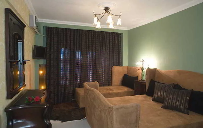 Art Apartments 테살로니키 4*,  그리스